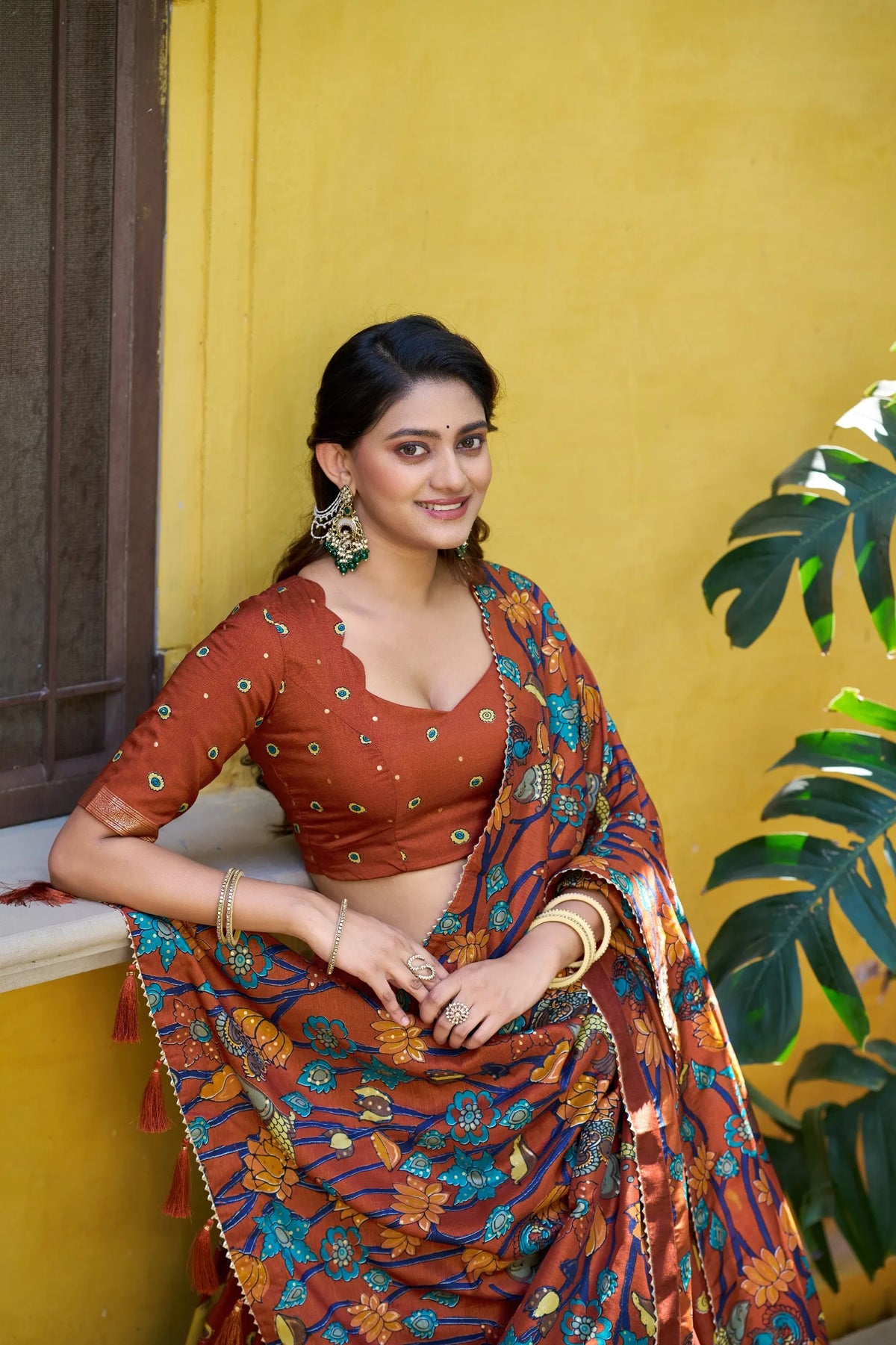 mustard tassel look