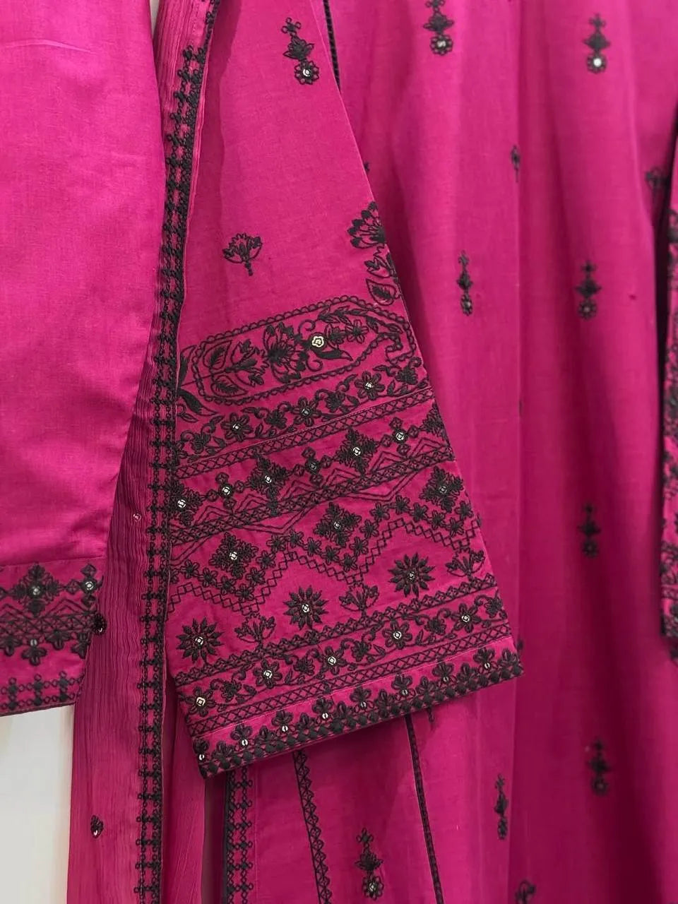 rani pink nazmin dupatta